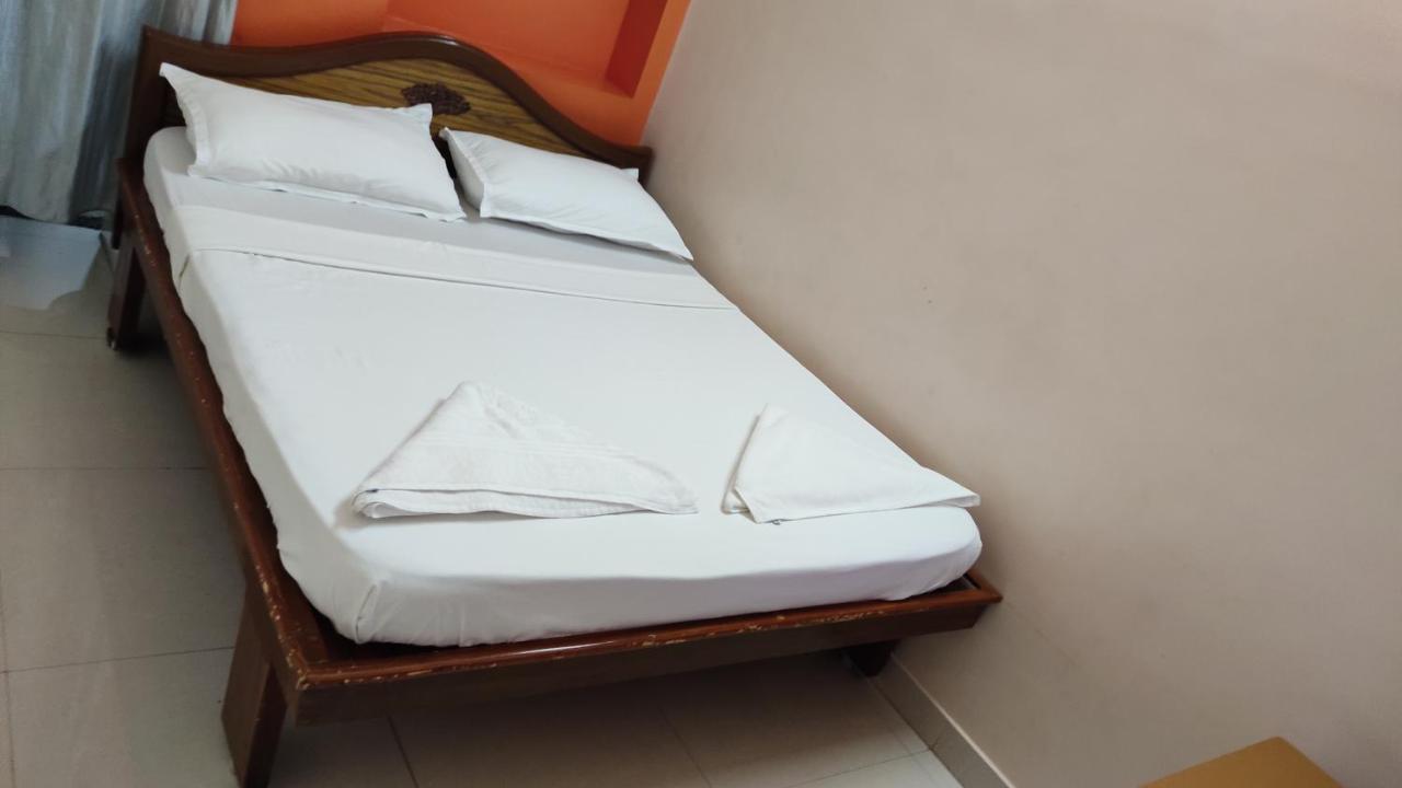 Sibi Lodge Coimbatore Exteriör bild