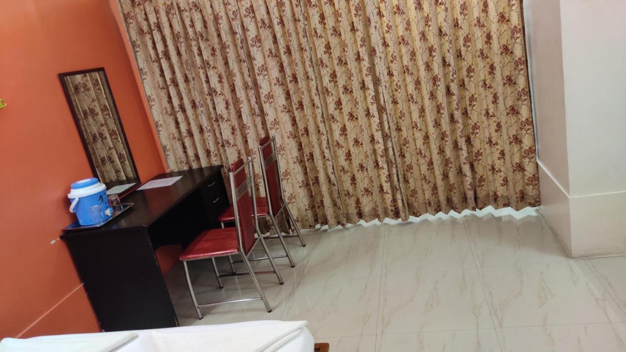 Sibi Lodge Coimbatore Exteriör bild