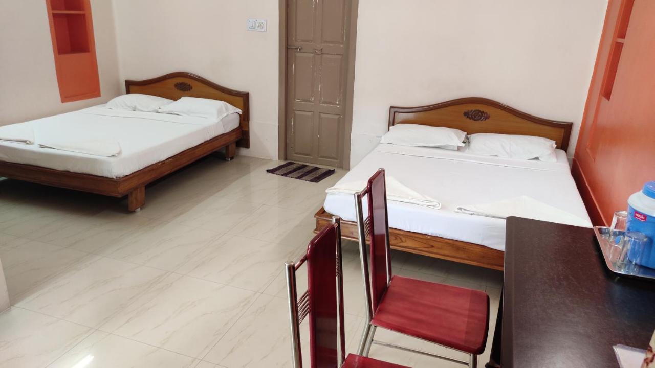Sibi Lodge Coimbatore Exteriör bild