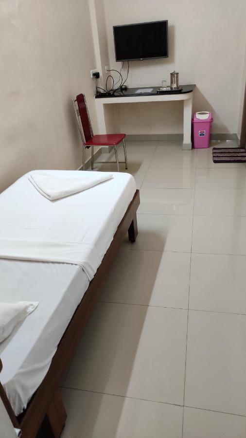 Sibi Lodge Coimbatore Exteriör bild